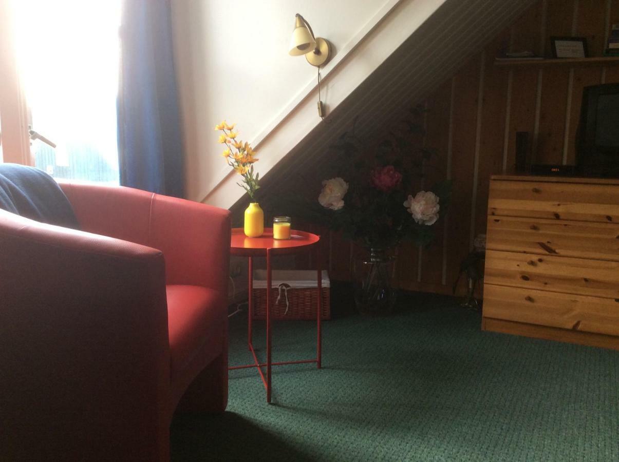 Huize Bloem Apartment Firdgum Bagian luar foto